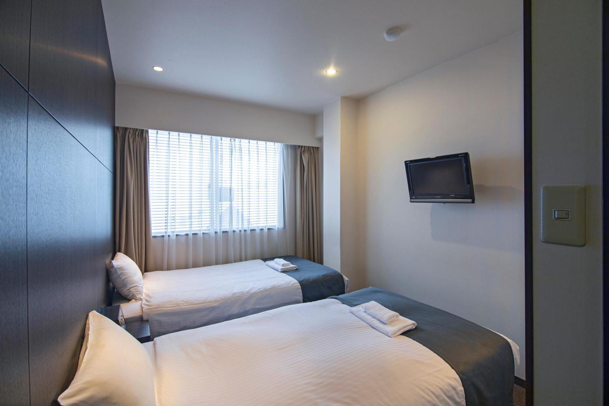 Wonz Hotel Self-Check-In Осака Экстерьер фото